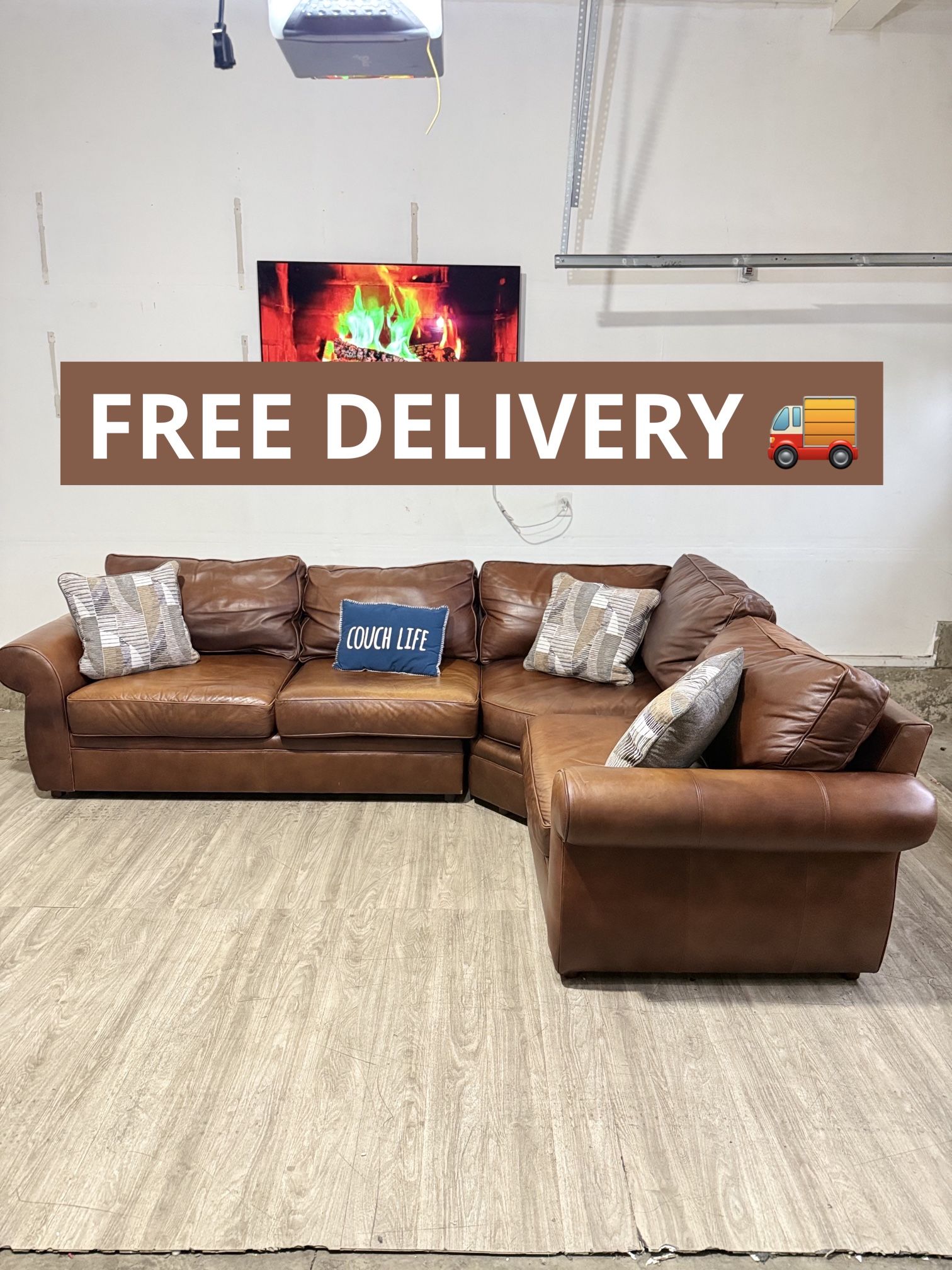 Pottery Barn Sectional Couch 🛋️- FREE DELIVERY 🚚 