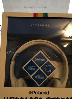 Wireless stereo headphones
