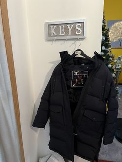 Moose Knuckles Womens Coat