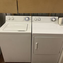 GE Washer And Dryer Set