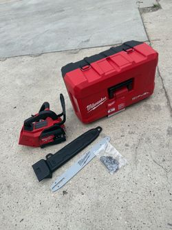 Milwaukee fuel m18 14in top handle chainsaw w/hard case (tool only)
