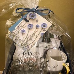 Gift Basket - Blue & White