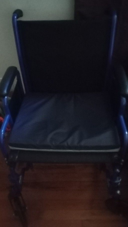 Medical Wheel Chair And Toilet Bedside