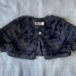H&M US (3-4) Girls Faux Fur Shawl