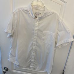 Goodfellow Short White Sleeve Button Up