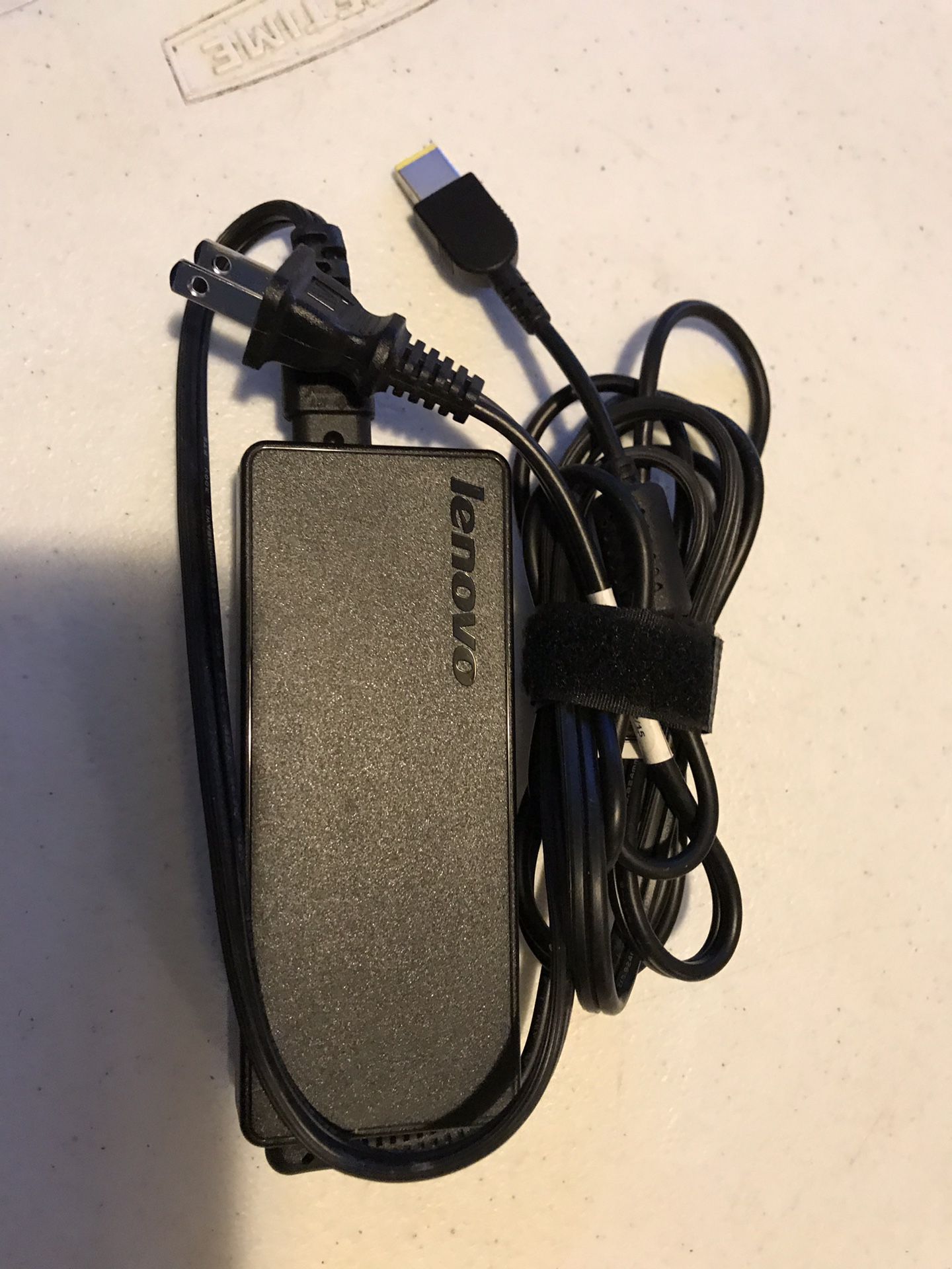 20 Lenovo laptop chargers