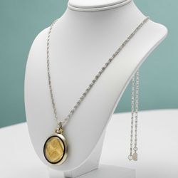 Marda Shock Resistant Swiss Made Pendant Watch Silver-toned Curb-link Necklace Vintage 22". NON-WORKING WATCH SOLD AS A PENDANT ONLY WITH NECKLACE. SO