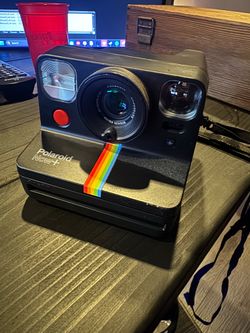 Polaroid Now Plus