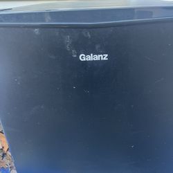 Mini Refrigerator 