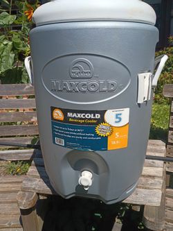 Igloo 5 Gallon Water Cooler