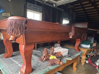 Pool Table 8ft ( Free Delivery & Set Up & New Color Felt Of Your Choice )