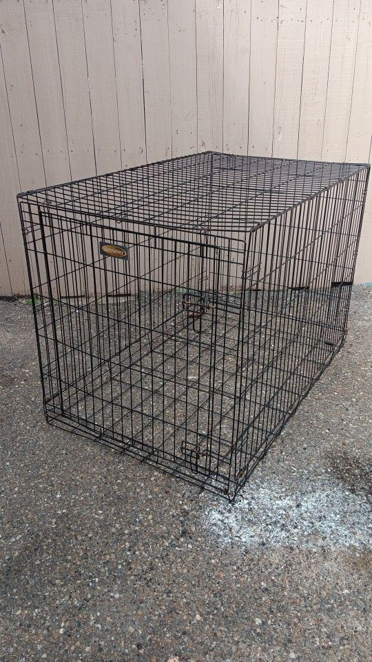 Large Dog Kennel 