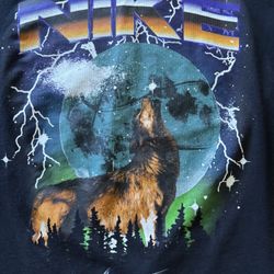 Men’s Vintage Style, Nike Wolf And Thunder Shirt