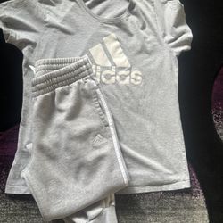 gray adidas sweat suit 