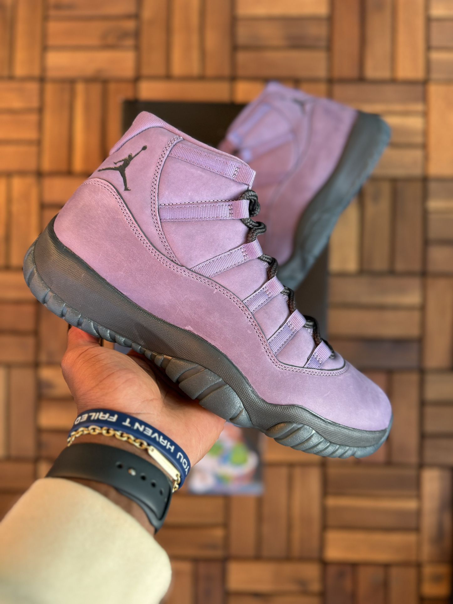 Jordan 11 Mojave