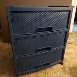 Three Drawer Quality Plastic Chest