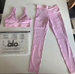 Alo Yoga Set