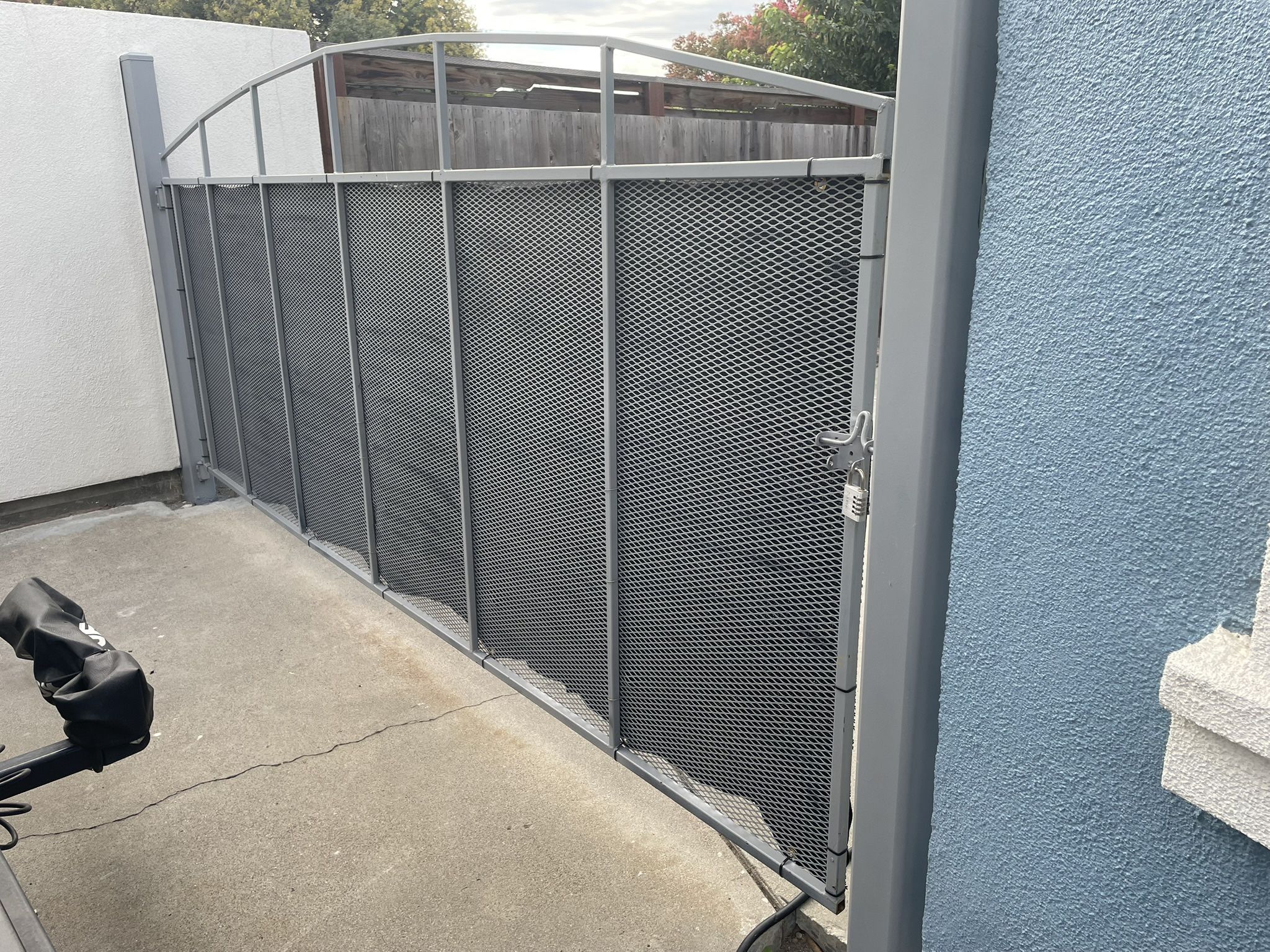 Metal Gates For Sale