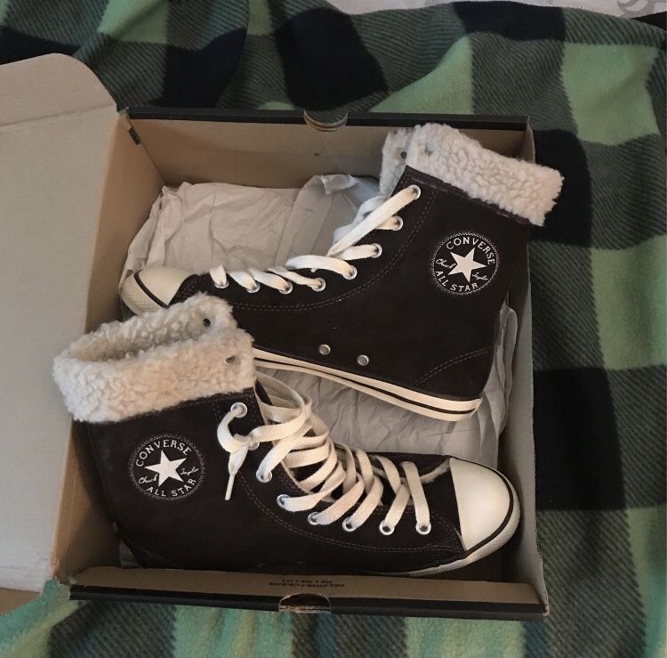 Womens Converse Boots Size 7