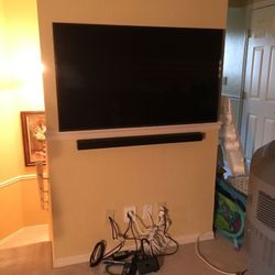50 Inch Samsung Tv 1 Year Old 
