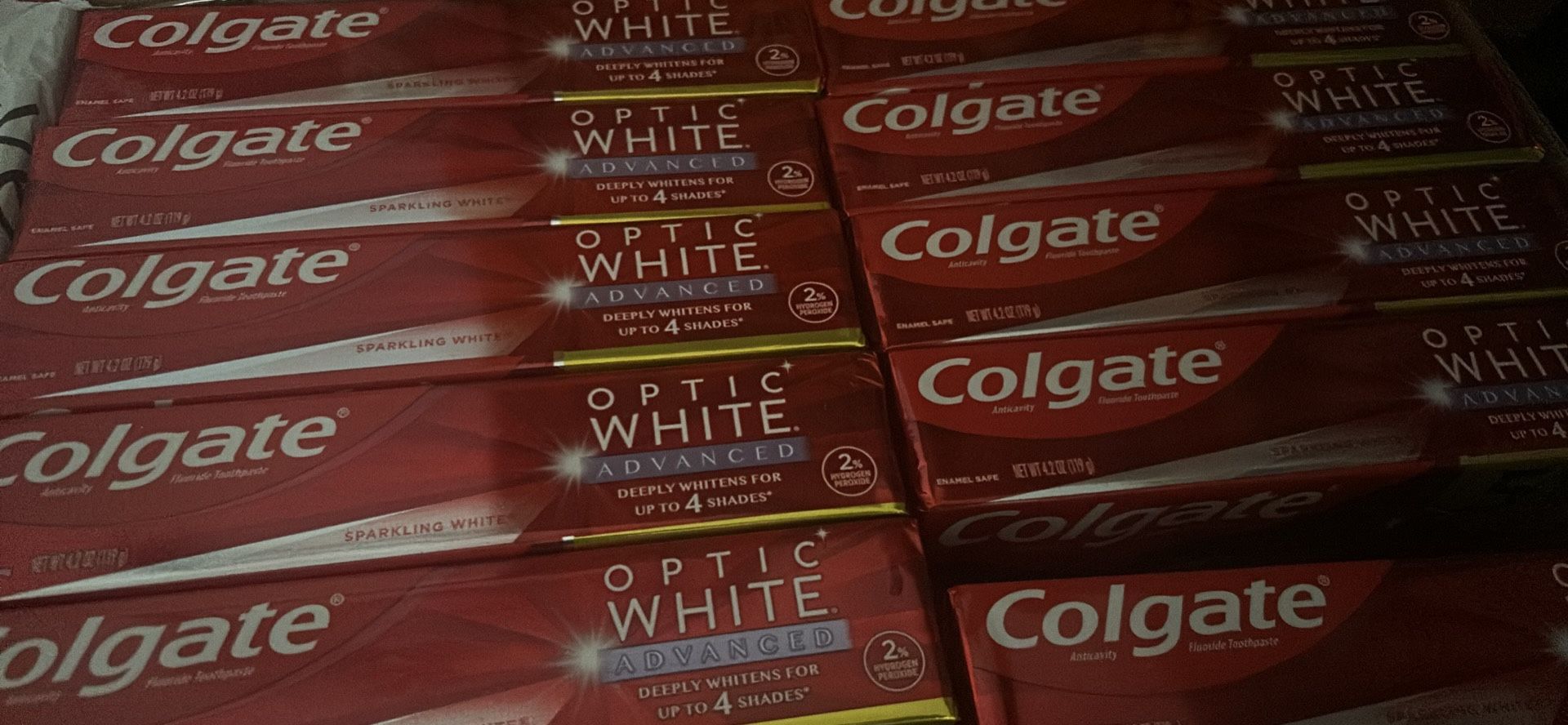 15 Packs Of The 5 Pack Colgate Optic White Toothpaste