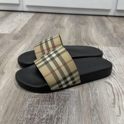 Burberry Check Slides