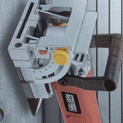 Chicago Electric 4" Biscuit Maker