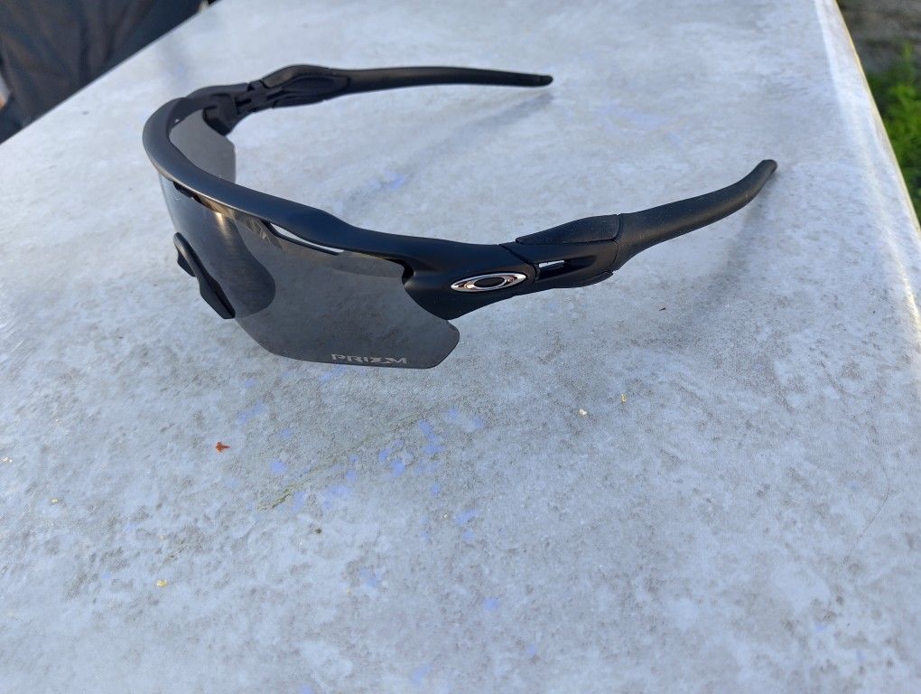 Oakley Sunglasses 