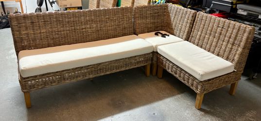 Rattan Corner Bench and 4 Chairs with pads