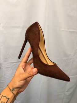 Anna Michelle size 6