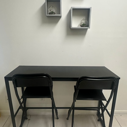 Kitchen table and stools (black)