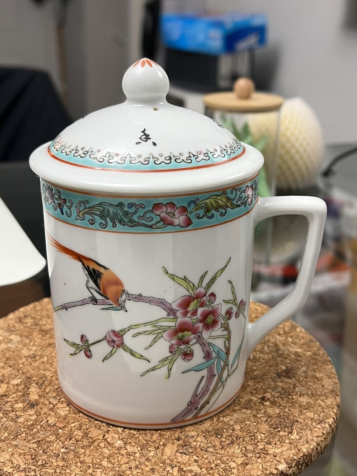Fine Chinese famille rose teacup