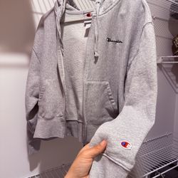 Brand new champion jacket (broken zipper)