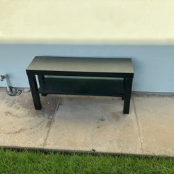 IKEA End Tables. 20$ For Both Or 15$ Each