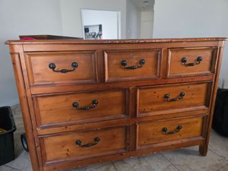 FREE dresser