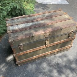 Antique chest 