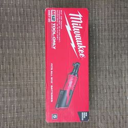 Milwaukee M12 3/8 Ratchet 