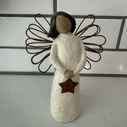 Willow Tree Angle of light. like New without original box.