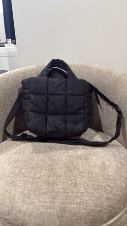 Lululemon puffer tote bag mini