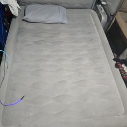 Queen Air Mattress With Built-In Headboard 