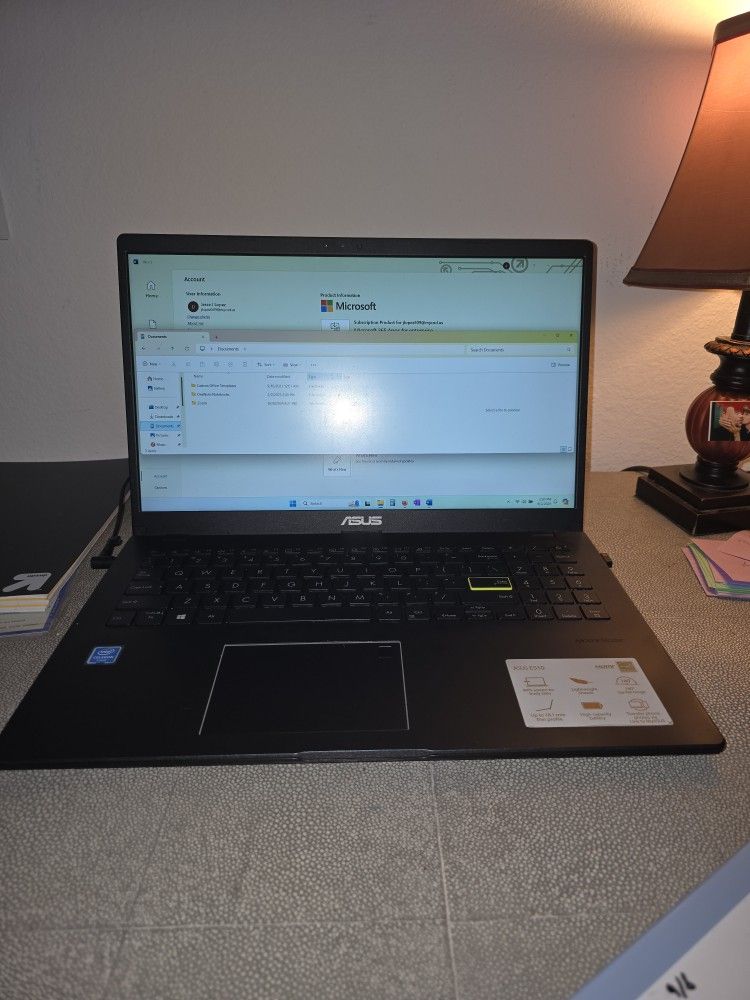 Laptop ASUS E510