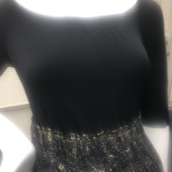 Venus Black & Gold Long-Sleeve Jumper - Medium