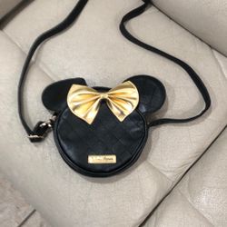DISNEY MINNIE MOUSE PURSE ( New No Tag)