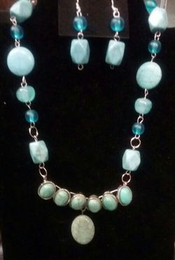 Turquoise necklace set