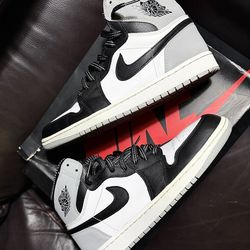 Awesome 😎  !! 2014 Retro Jordan 1 ' Baron ' size 10 !
