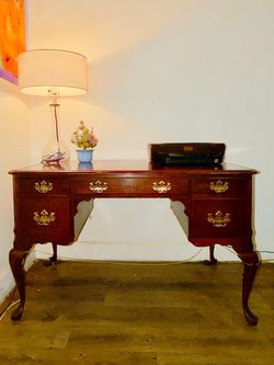 Pennsylvania House Queen Anne Writing Desk | Vintage Cherry Wood | Estate Quality