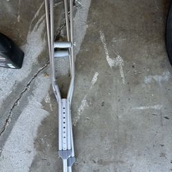 Free - crutches