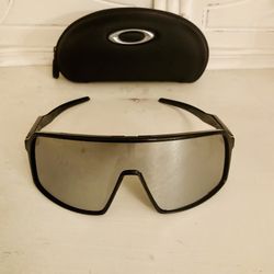 New Oakley Sutro With Changeable Lenses