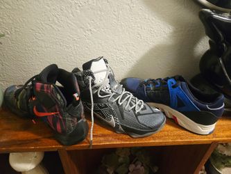 **SINGLE SHOES** Singles not Pair Men's Shoes USED AS DISPLAYS***READ $10 Each