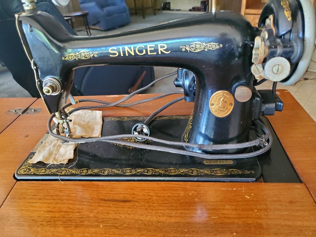 Singer Sewing Machine